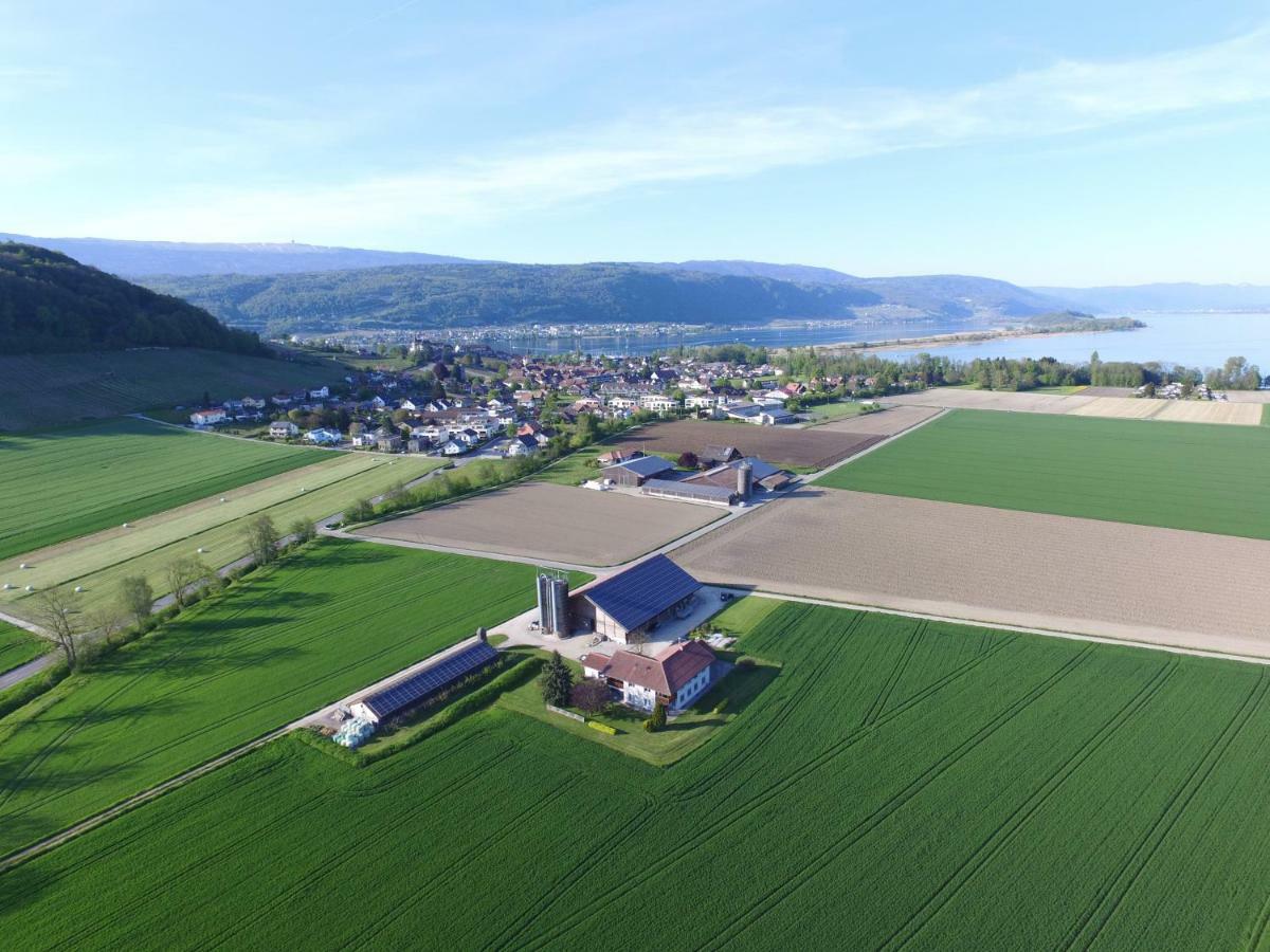 Ferienzimmer Zuelli Erlach Exteriör bild